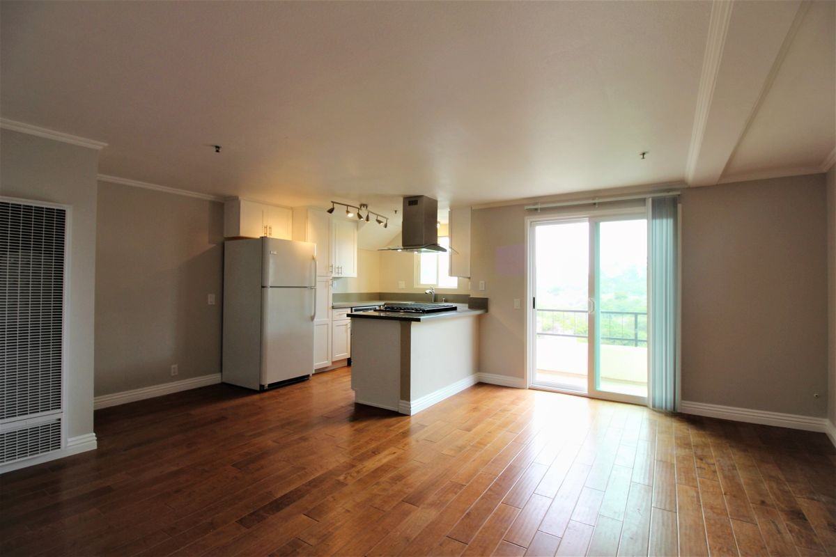 227 Avenida Lobeiro - Photo 4 of 9