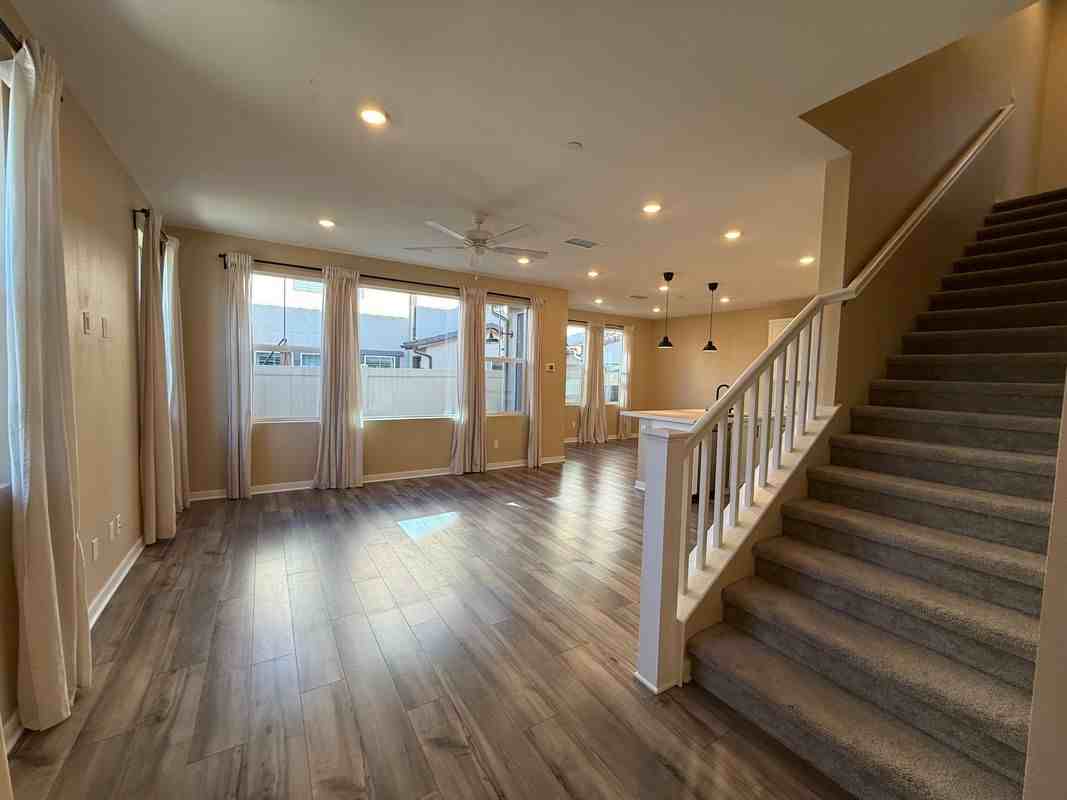 4025 Spring Haven Ln - Photo 4 of 25