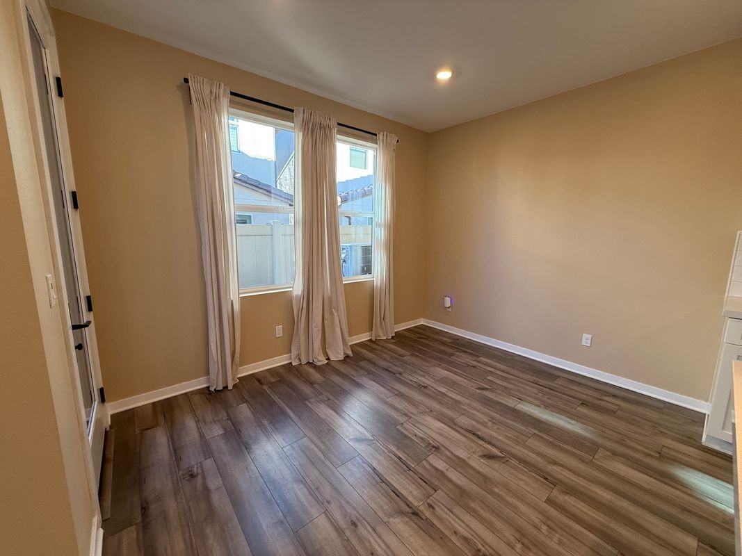 4025 Spring Haven Ln - Photo 7 of 25