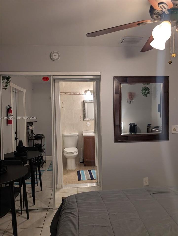 Southwest Ct #945A - Photo 3 of 10