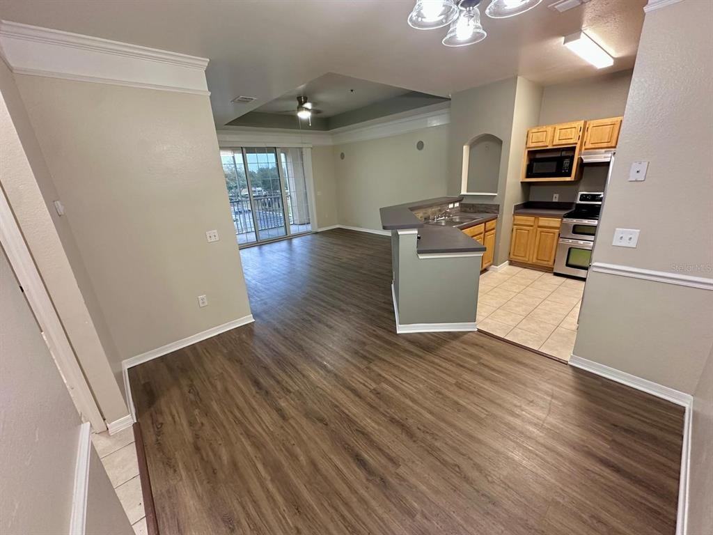 3209 Parkchester Square Blvd #3209-304 - Photo 6 of 47