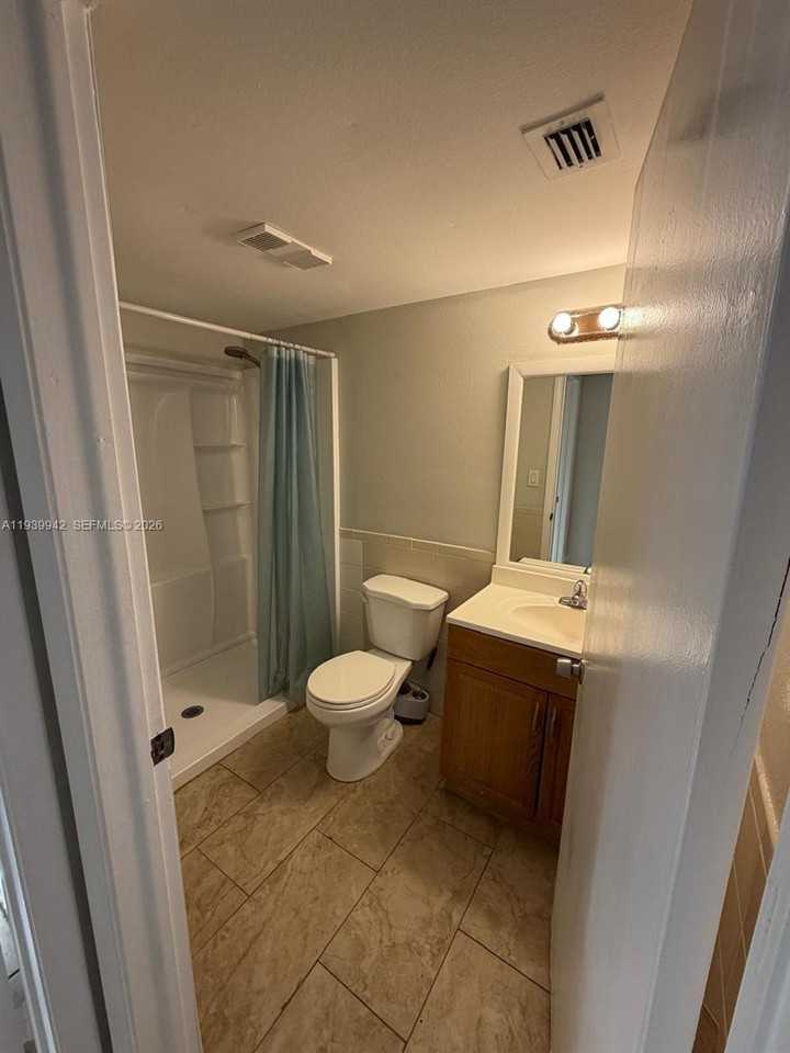 1820 N Congress Ave #1820-101 - Photo 3 of 19