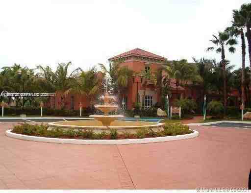 Nw 36th St #8290-250 - Photo 3 of 19