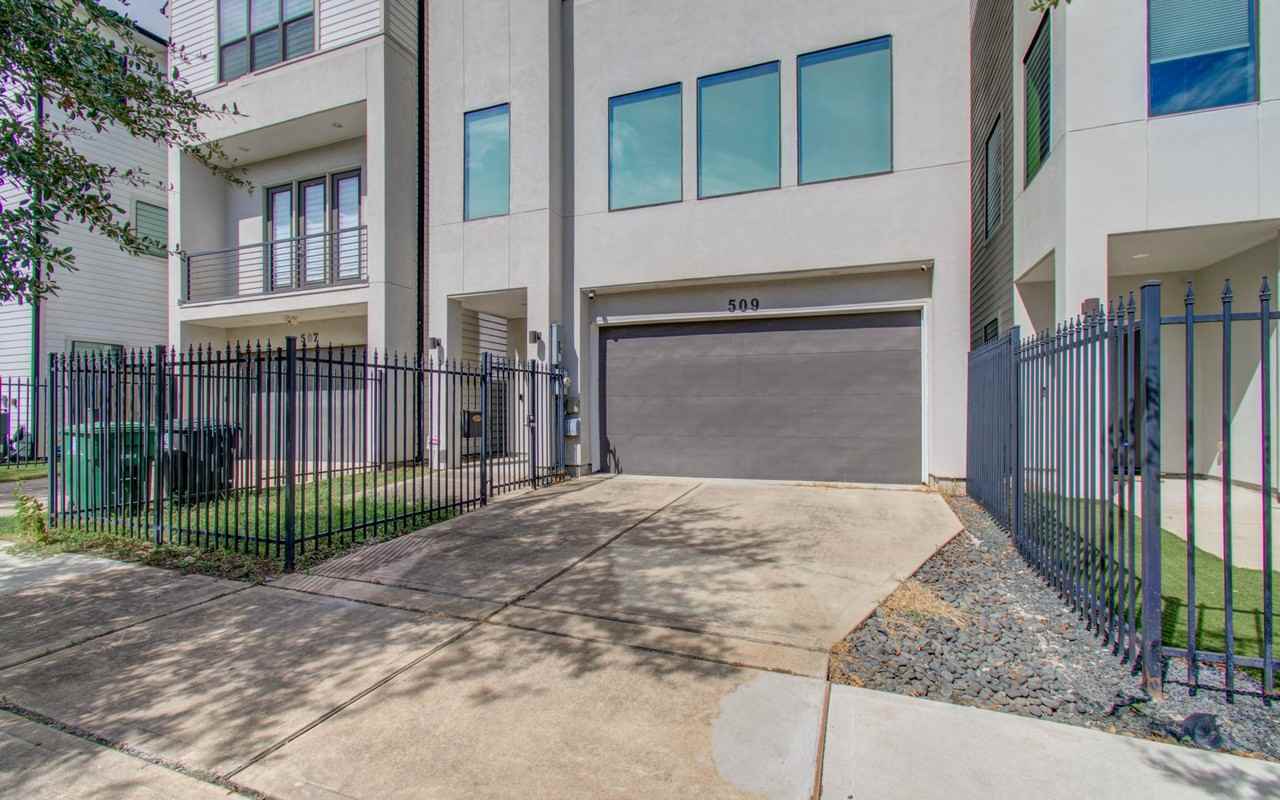 509 Gregg St #509 - Photo 6 of 38