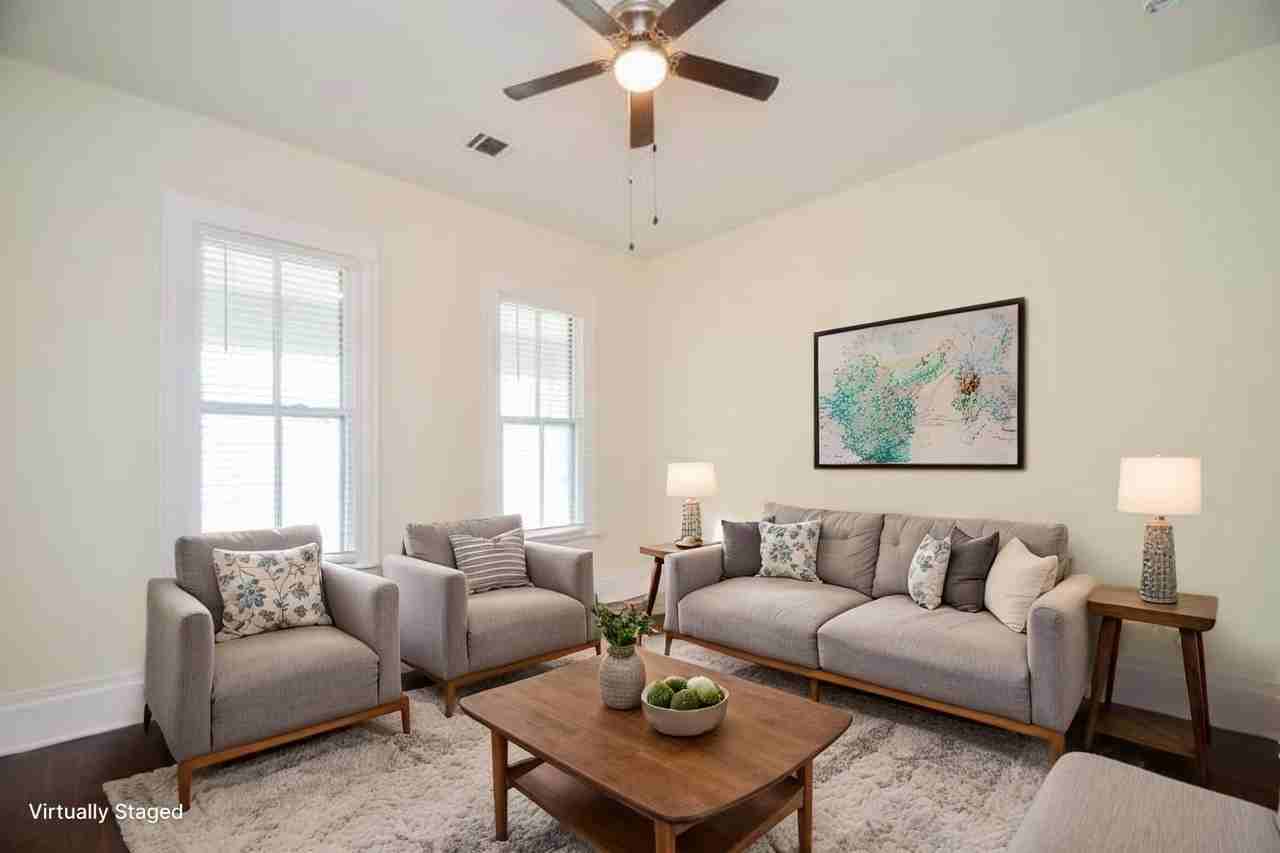 1707 Sabine St #1707 - Photo 2 of 25