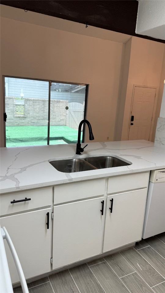 12922 Wirevine Ln #12922 - Photo 6 of 49