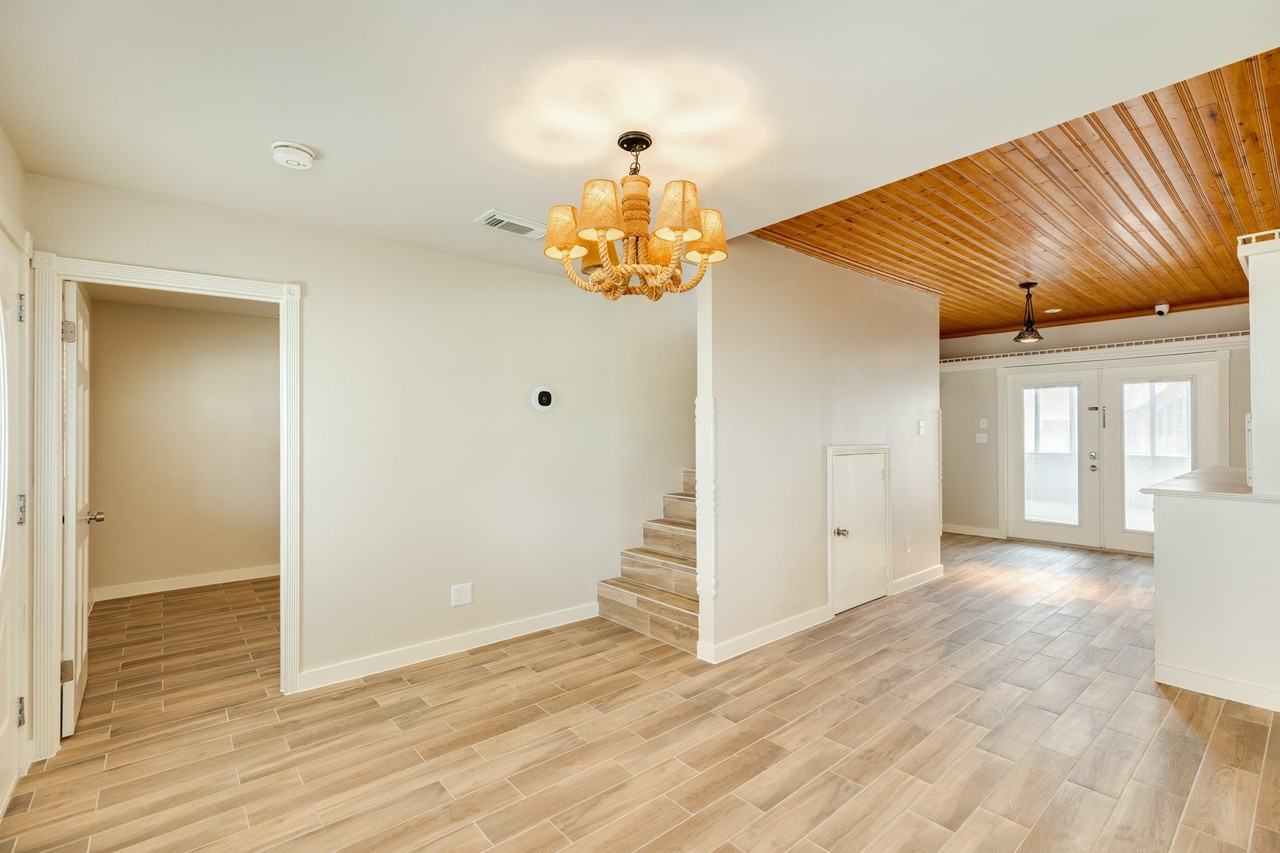 805 Seashell Dr #805 - Photo 2 of 25