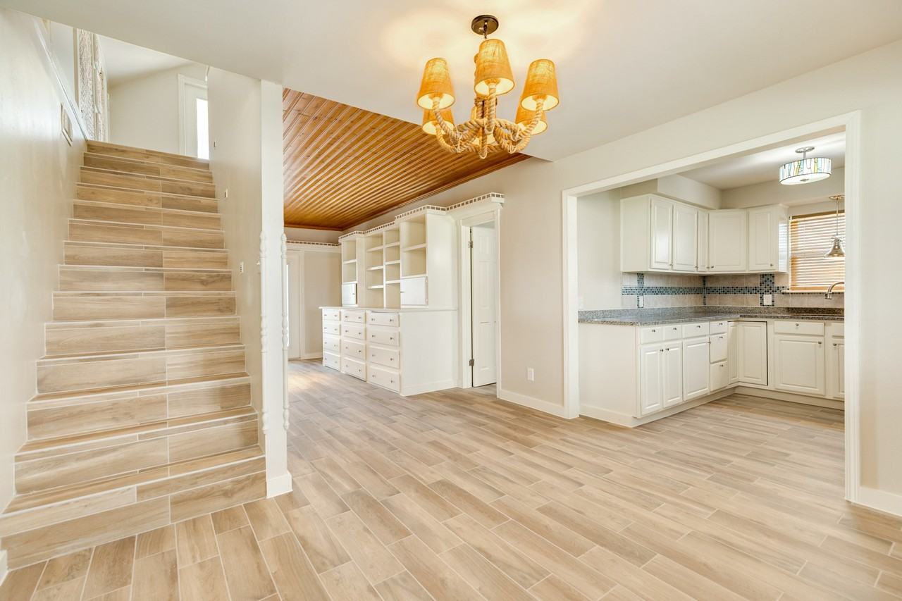 805 Seashell Dr #805 - Photo 5 of 25