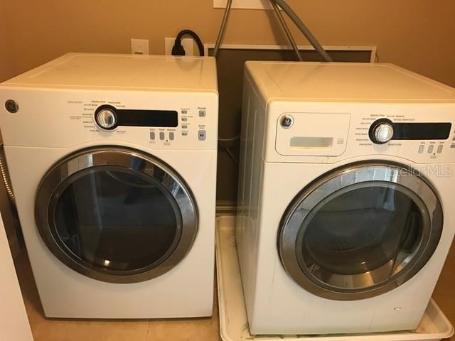 1102 Chelsea Dr #1102 - Photo 2 of 11