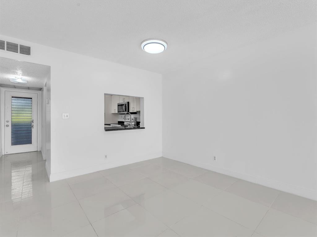 3000 Nw 42nd Ave #3000B408 - Photo 4 of 24