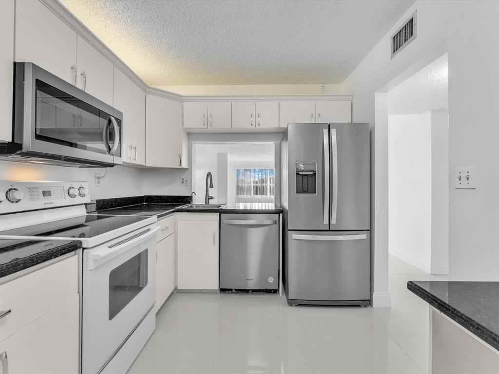 3000 Nw 42nd Ave #3000B408 - Photo 6 of 24