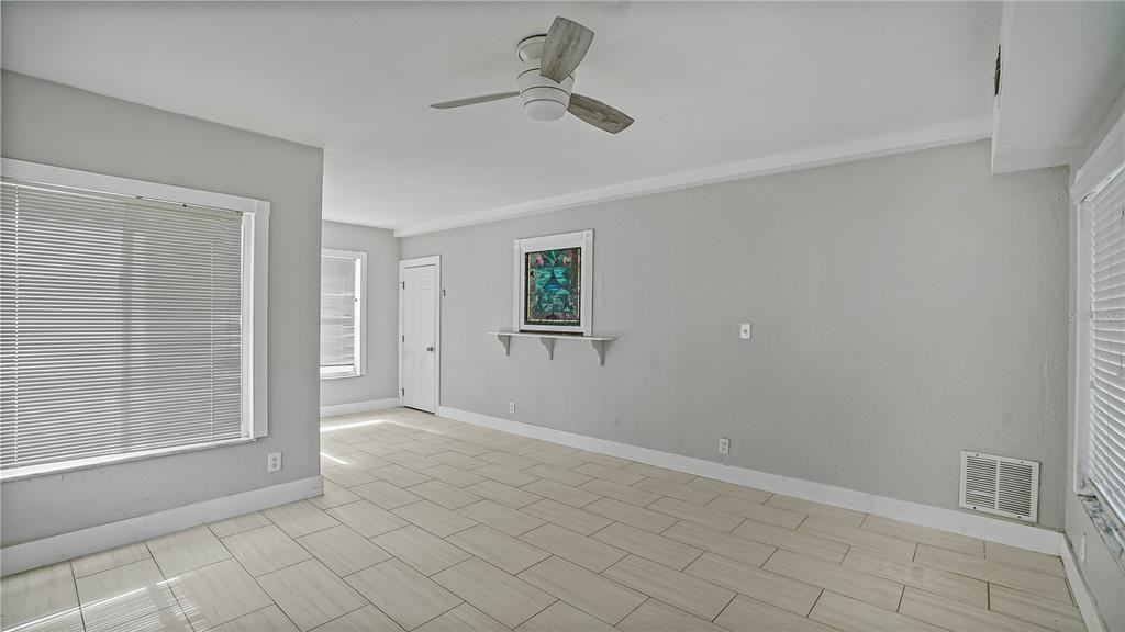 2992 Chantilly Ave #2992 - Photo 2 of 39