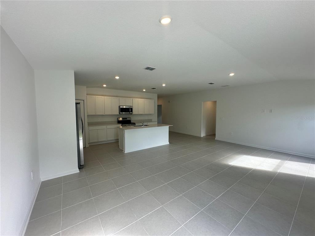 5434 Lewisham Dr #5434