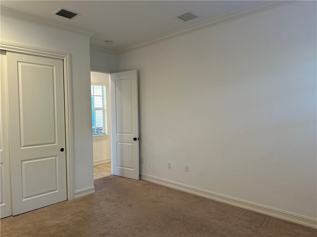 6430 Montserrat Dr #6430 - Photo 2 of 33