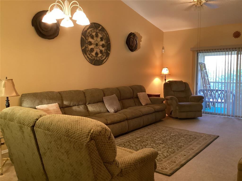 13931 Timberland Dr #13931-202 - Photo 4 of 45