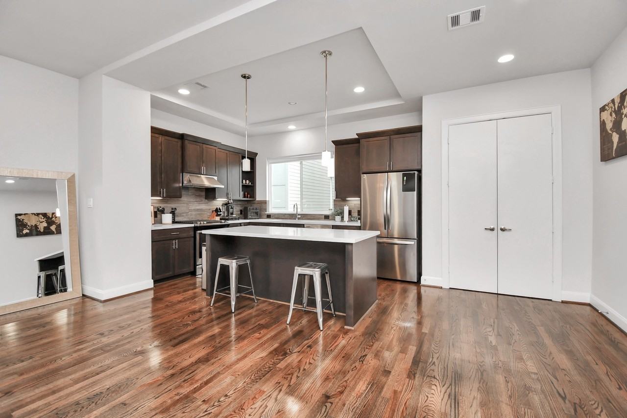 326 Eado Park Cir #326 - Photo 6 of 32