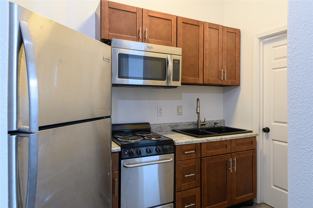 4705 Lyons Ave - Photo 1 of 1