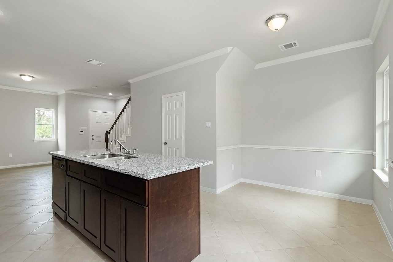 1043 Marcolin St #1043 - Photo 3 of 50