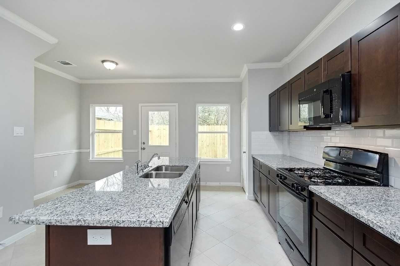 1043 Marcolin St #1043 - Photo 5 of 50