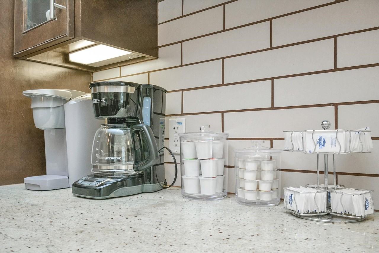 4608 Nett St #4608D - Photo 5 of 47