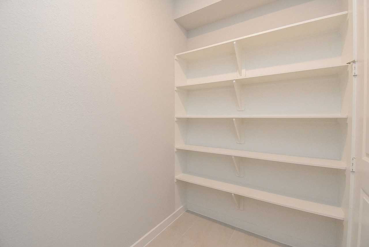 3322 Verdant Ln #3322 - Photo 4 of 34