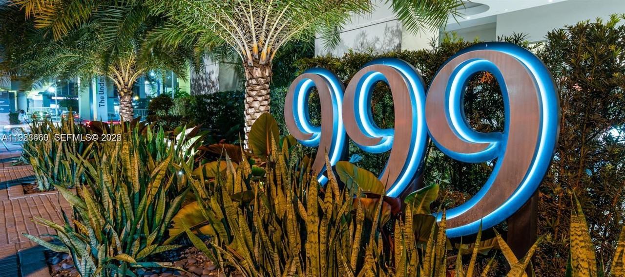 Brickell Ave #999-1815 - Photo 2 of 13