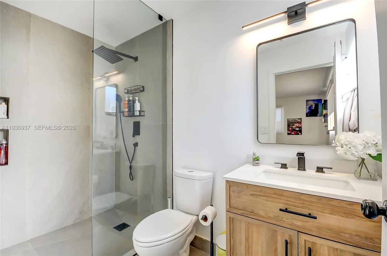 1511 Nw 87th Way #1511 - Photo 5 of 46