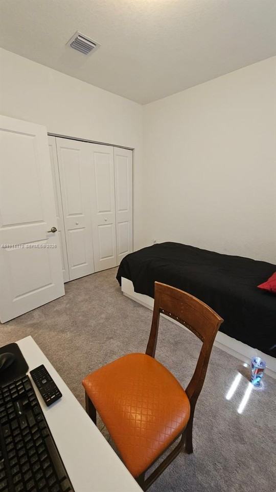 1146 Se 26th Ter #1146 - Photo 3 of 42