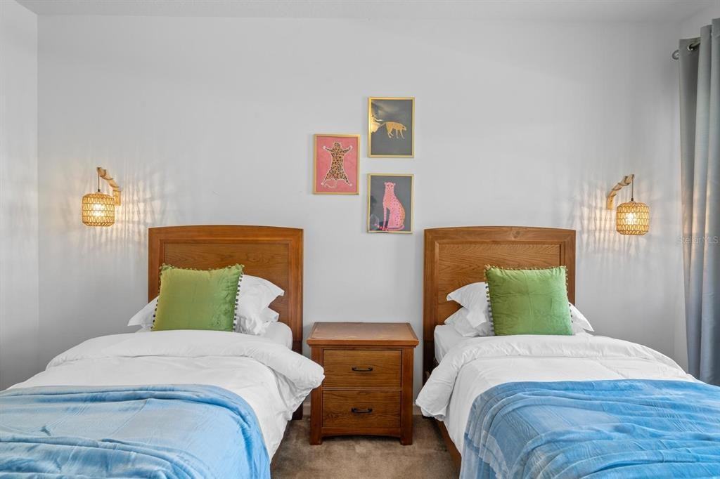 4164 Oaktree Dr #4164 - Photo 5 of 50