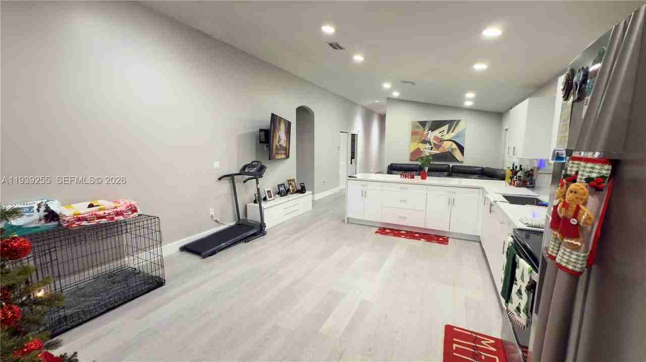 2006 Se 14th Ct #2006