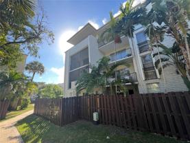 6900 N Kendall Dr - Photo 1 of 1