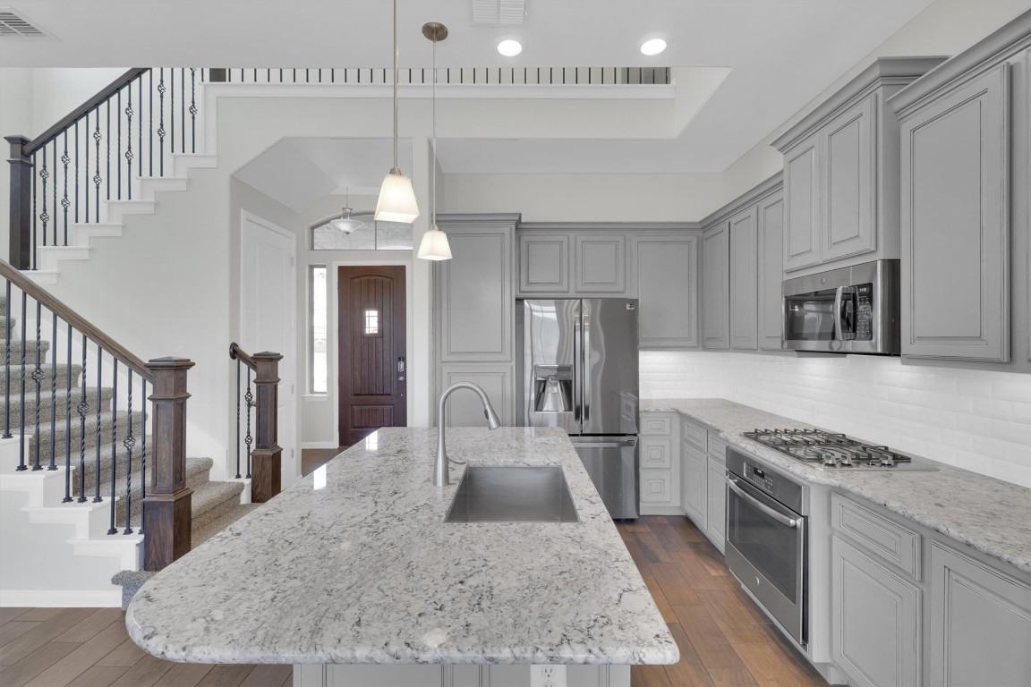 201 Cartwheel Bnd #201-30 - Photo 4 of 40