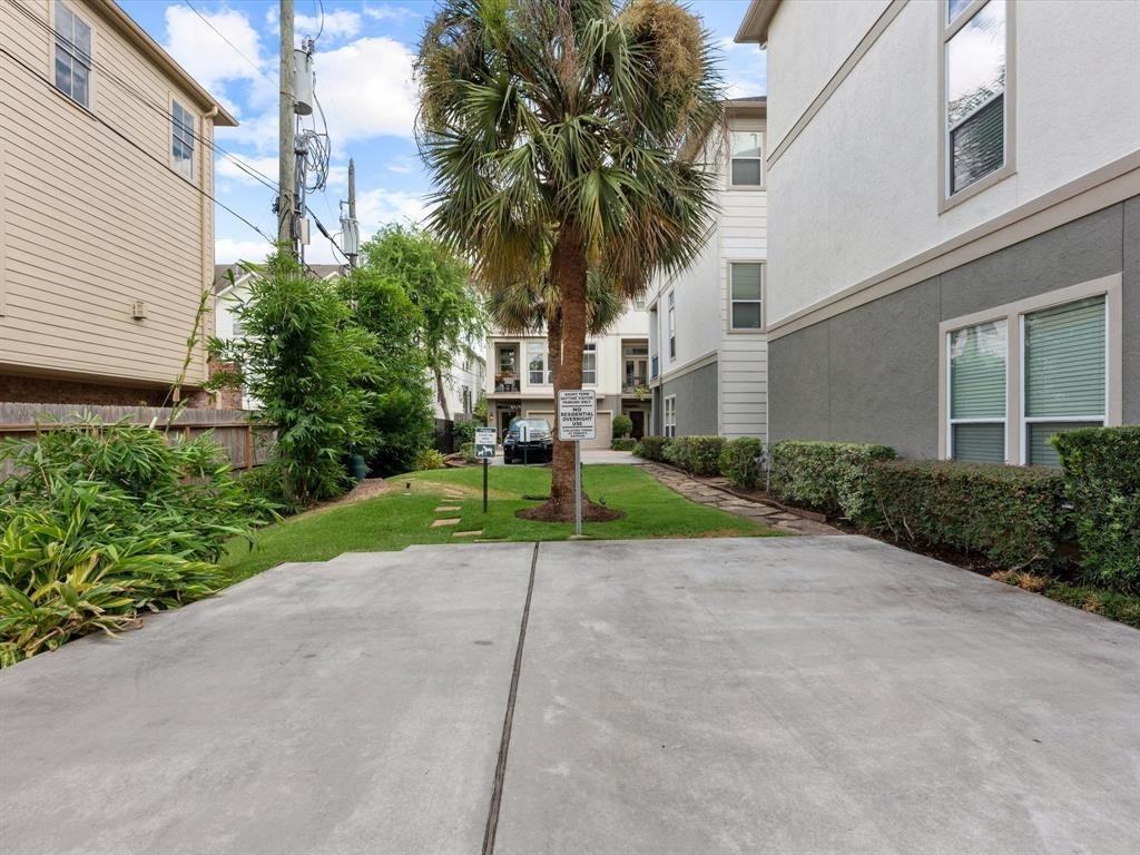 625 Hartman St #625 - Photo 6 of 34