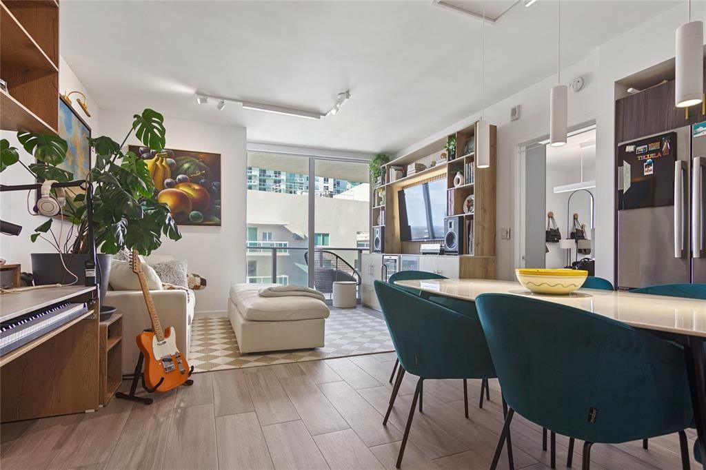 488 Ne 18th St #488-3503 - Photo 6 of 12