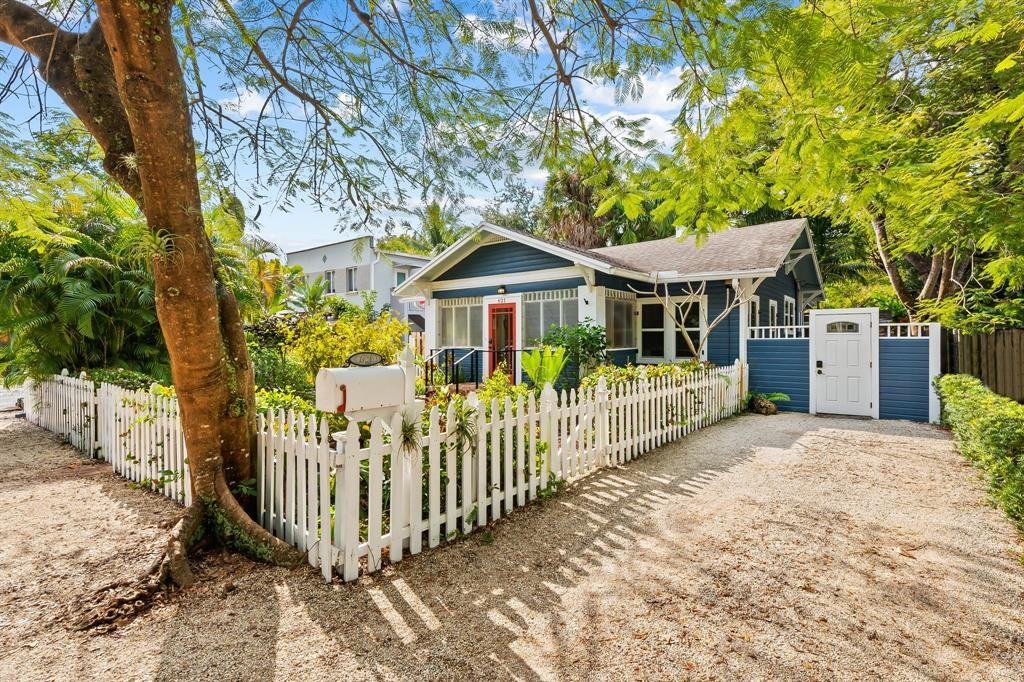 621 Sw 14th Ter #621 - Photo 2 of 37