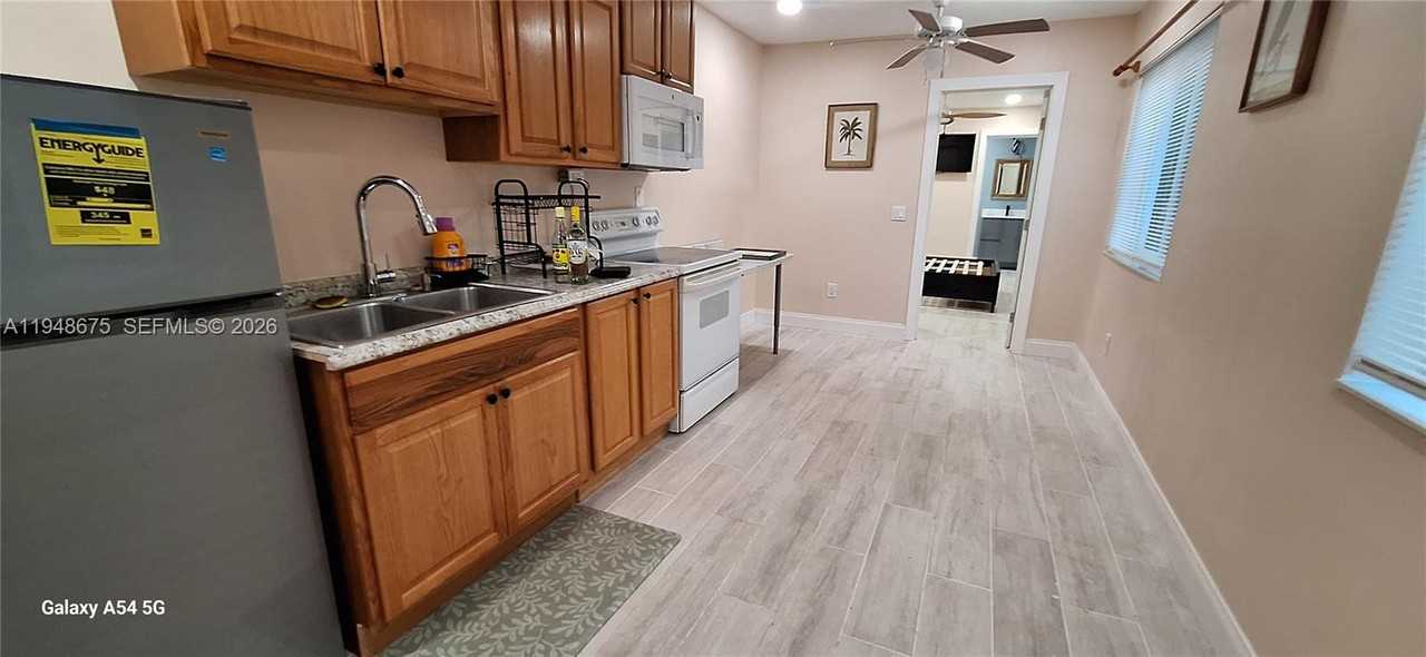 Oakland Shores Dr #4199 - Photo 6 of 12