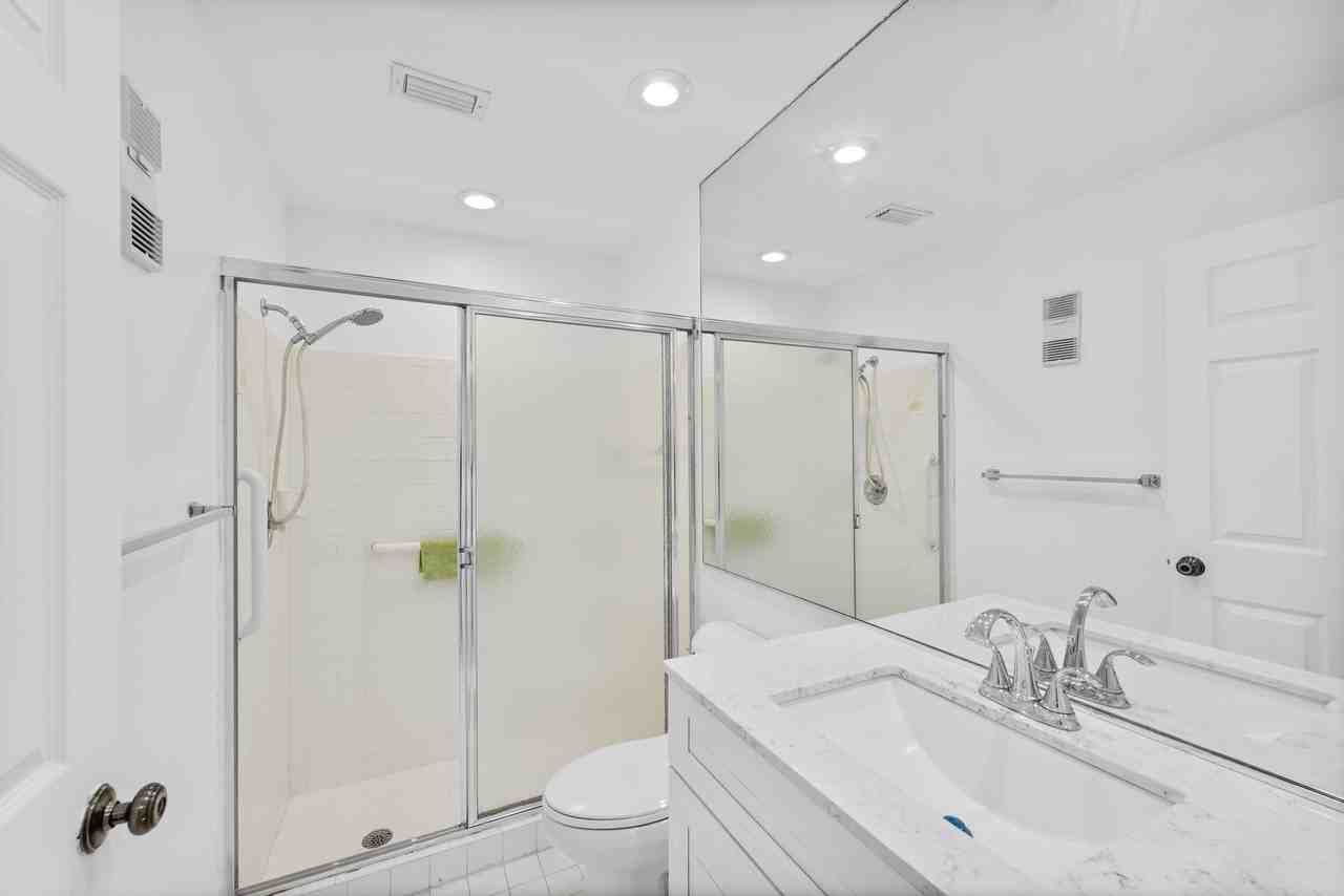 8888 Sunscape Ln #8888 - Photo 5 of 35