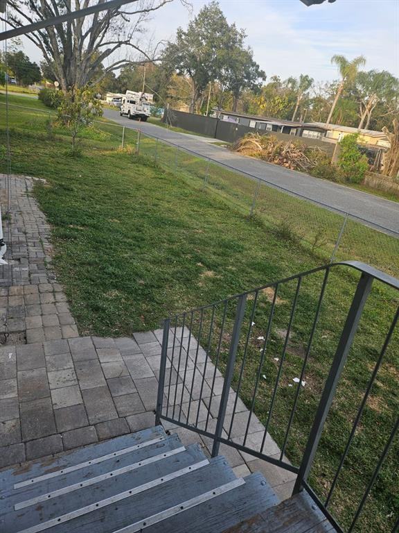 129 4th St #129 - Photo 5 of 27