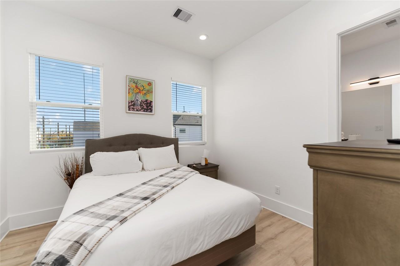 3410 Baer St #3410C - Photo 6 of 26