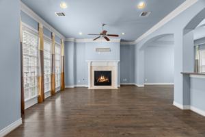 featured image of 2820 Sherwin St #2820