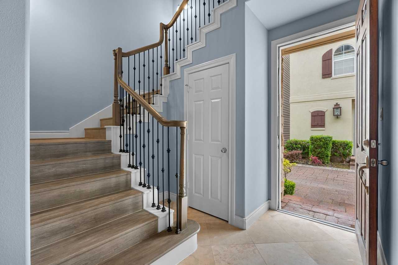 2820 Sherwin St #2820 - Photo 7 of 50