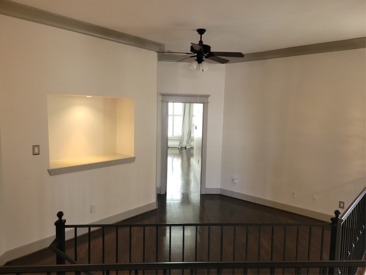 4914 Rose St #4914 - Photo 5 of 36