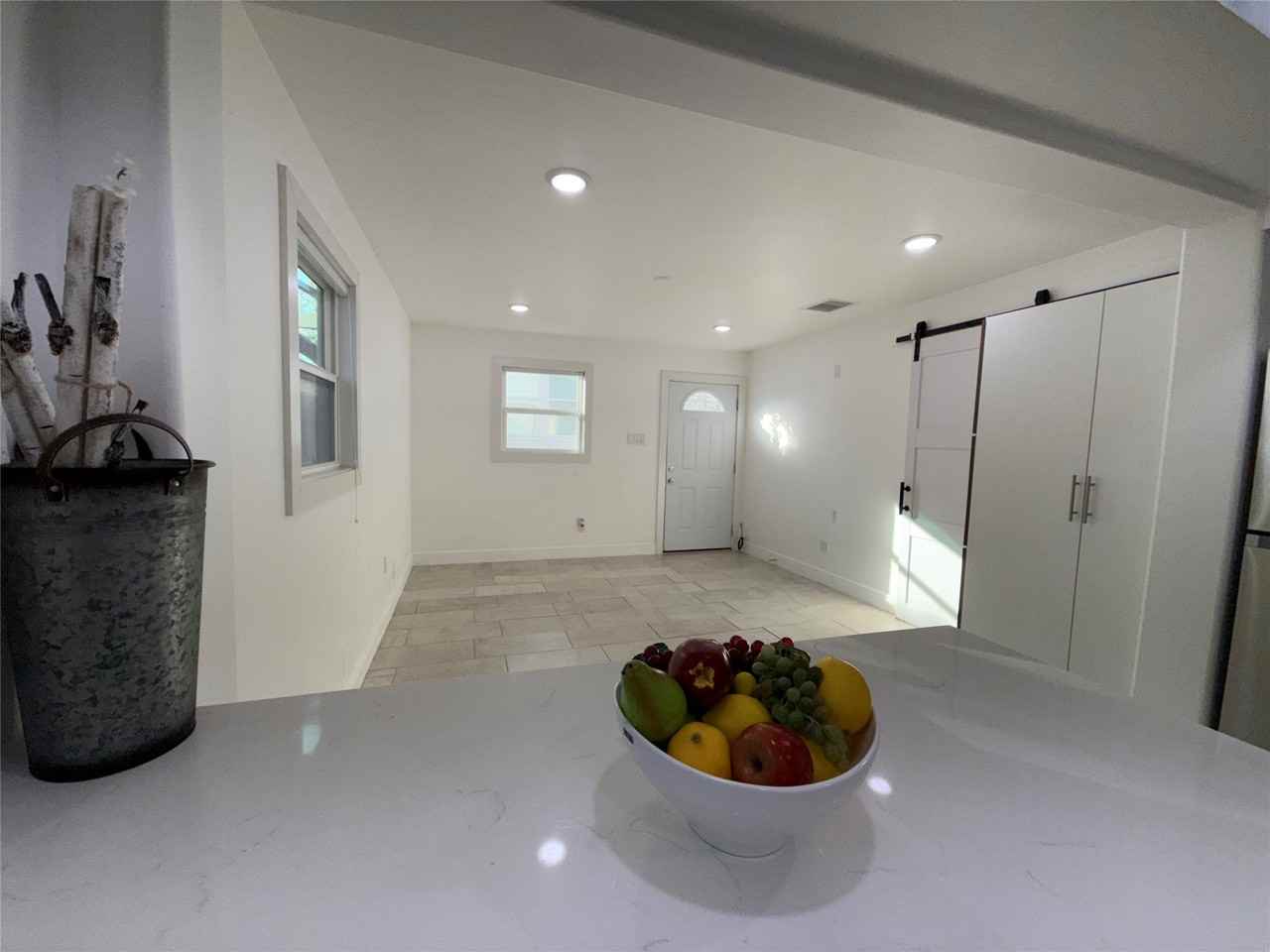 828 1/2 Allston St #828A - Photo 4 of 9