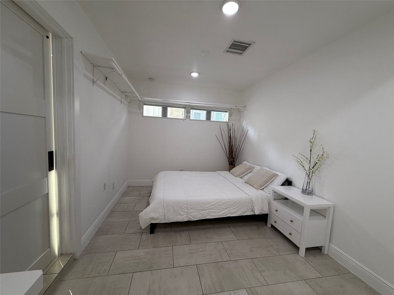 828 1/2 Allston St #828A - Photo 6 of 9