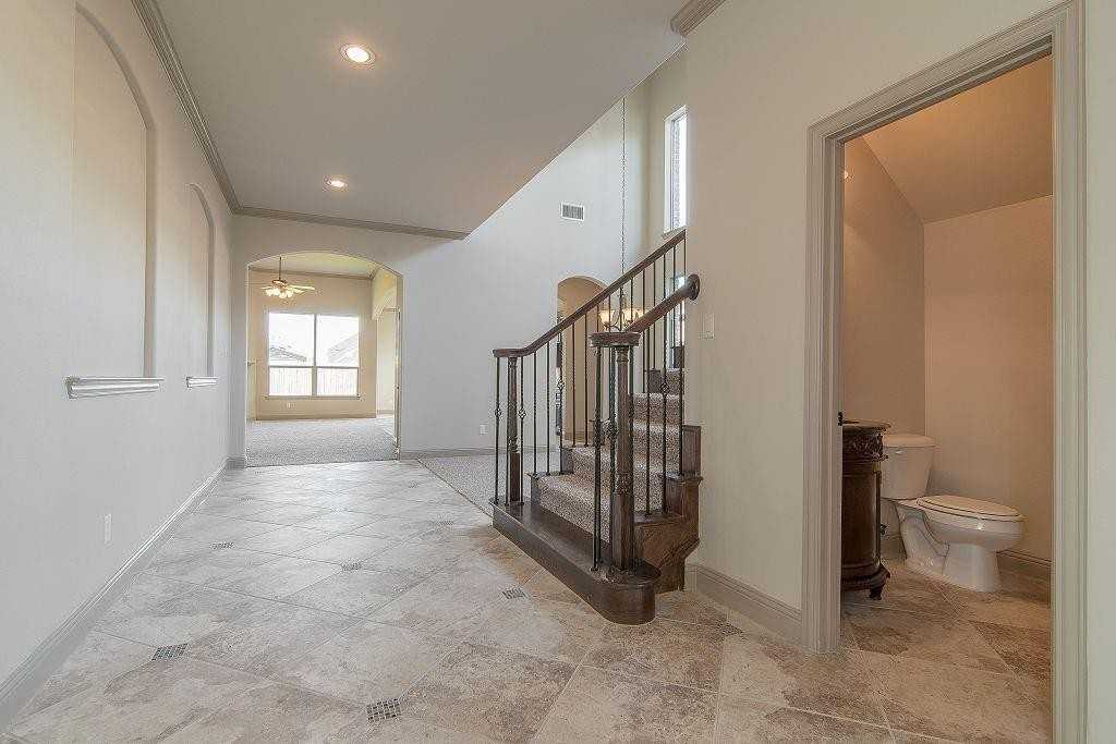 917 Lake Meadow Ln #917 - Photo 4 of 25