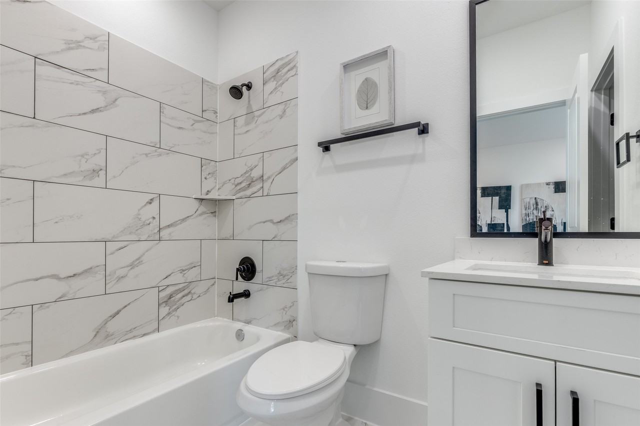 3415 Yellowstone Blvd #3415 - Photo 2 of 12