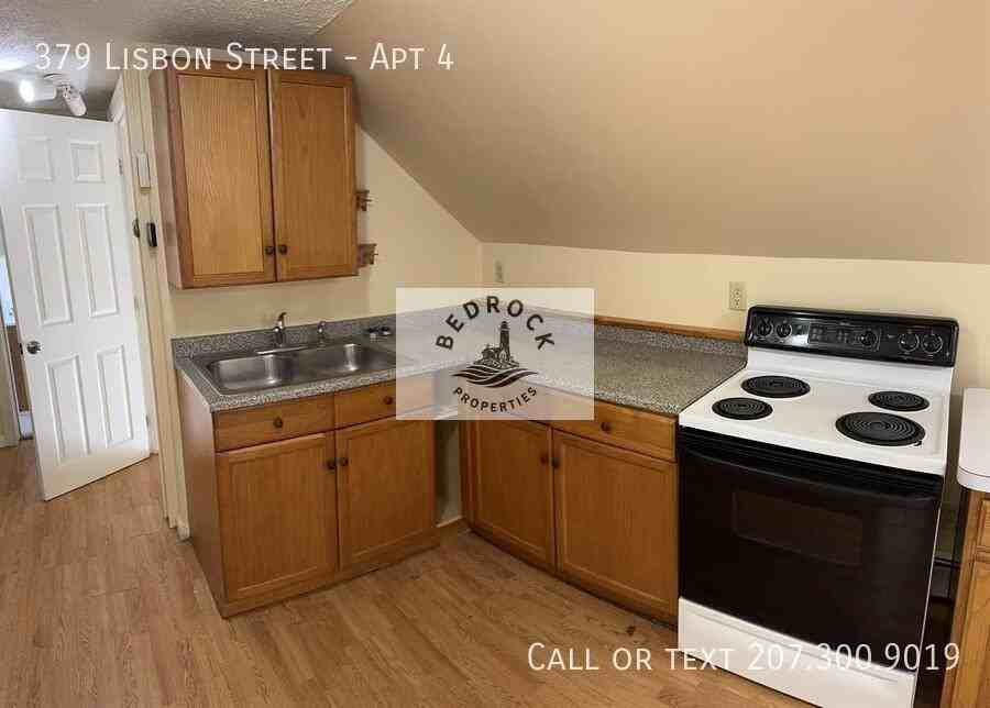 379 Lisbon St #4 - Photo 6 of 13