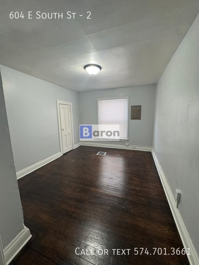 604 E South St #2 - Photo 3 of 9