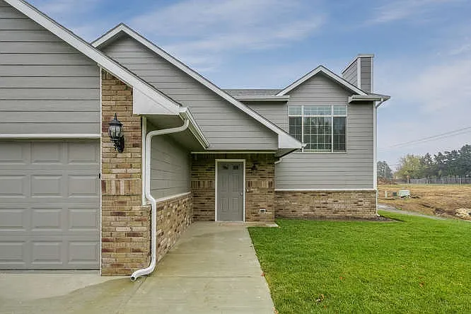 1218 S Longford St #NA - Photo 4 of 34