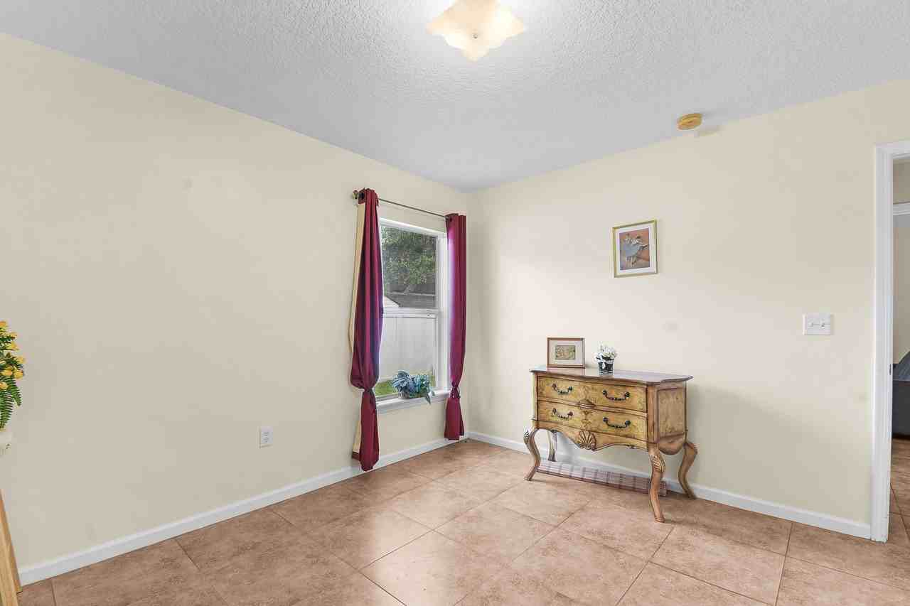 237 N Hidden Tree Dr #NA - Photo 3 of 14